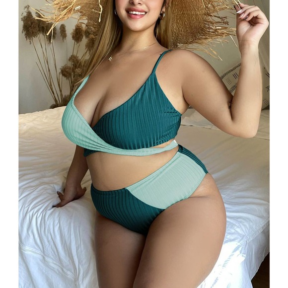 Ladies Plus Size Colorblock Strap Bikini - Picture 2 of 10